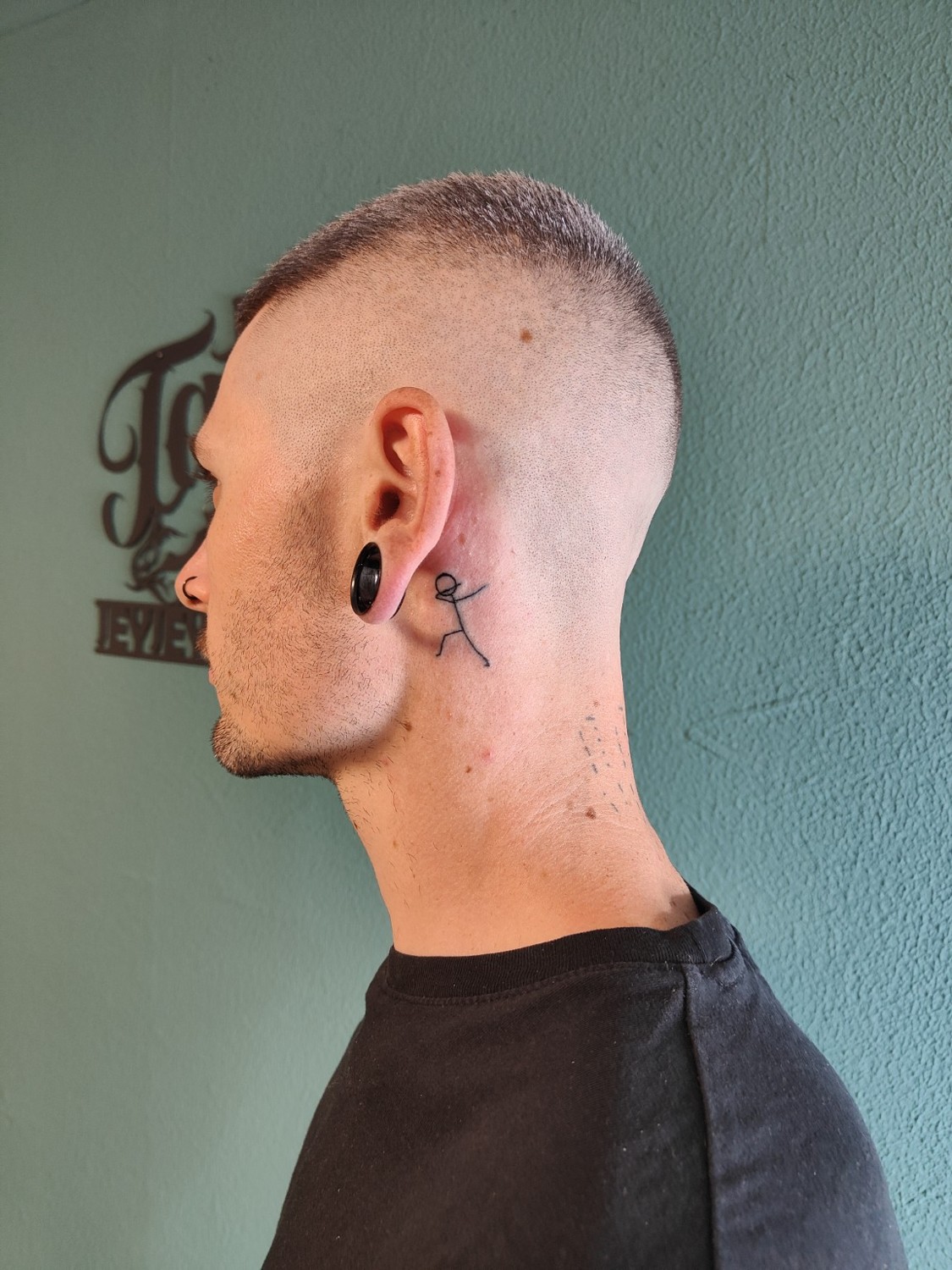 Kleines Halsmotiv – Ansicht 1